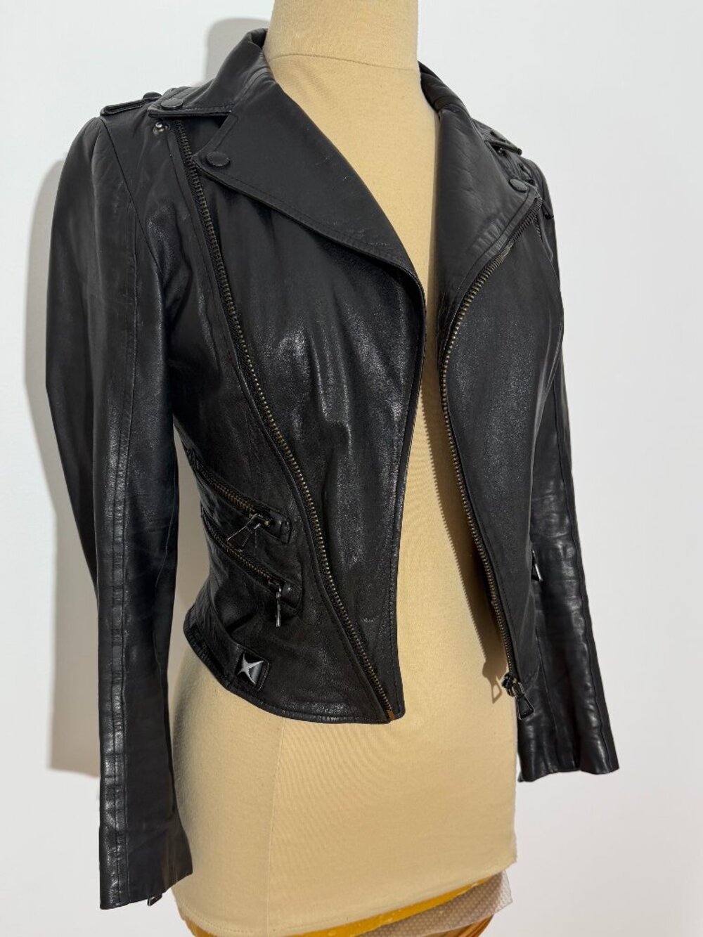 Rudsak Black Leather Cropped Biker Jacket Asymmetric Design